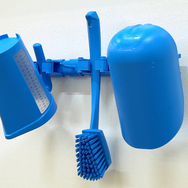 Vikan ophangsysteem hygiënisch Hi-Flex 3 band klemmen 2 haken blauw 420x87x48 mm (10113)